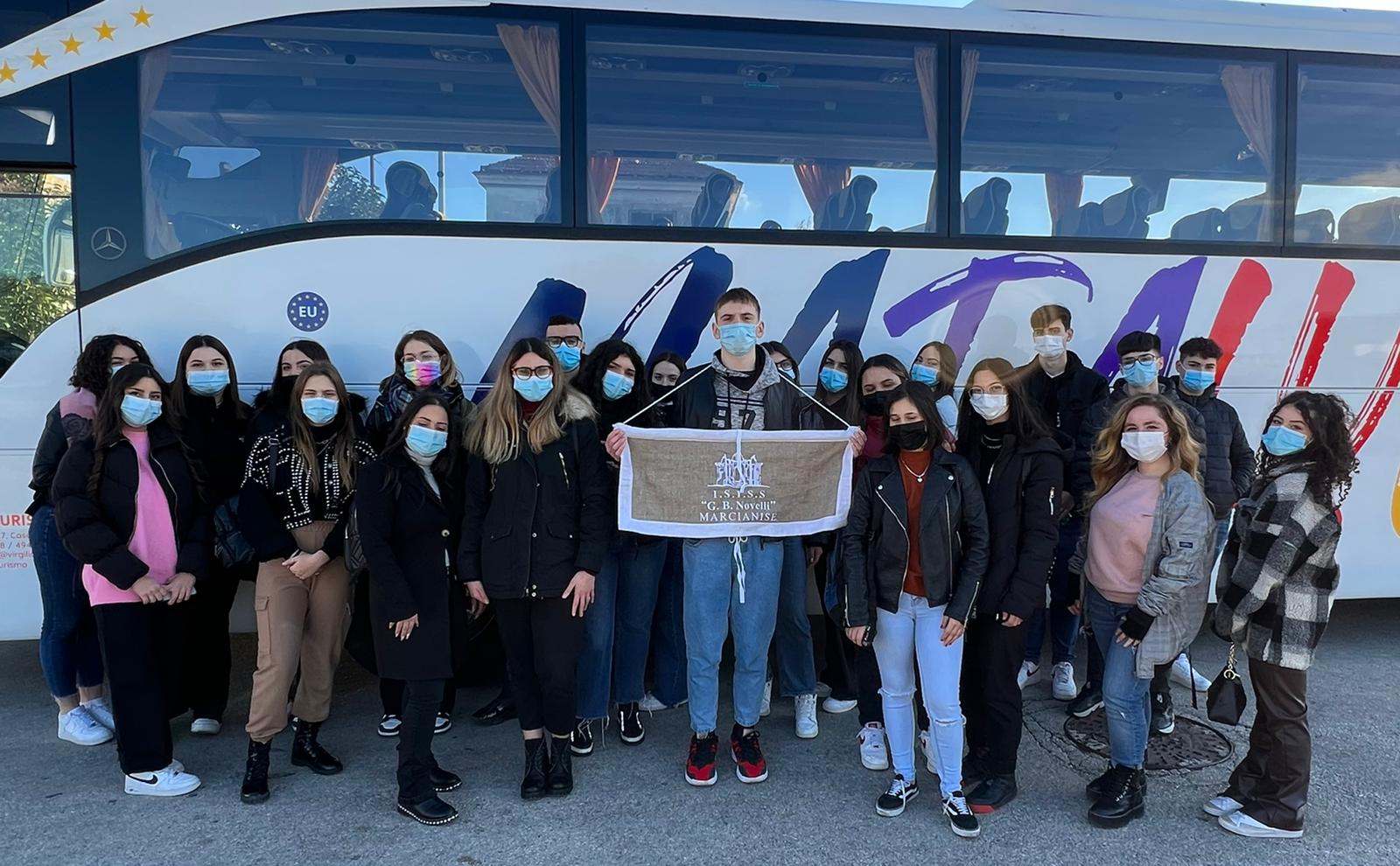 ISISS G.B. Novelli alla Marcia della Pace CE 18 12 2021 (4)